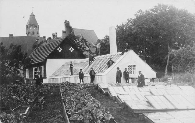 Taagepera Castle, Strip Building Construction