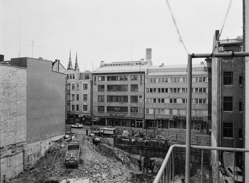 Iso Roobertinkatu 23:n rakennustyömaa