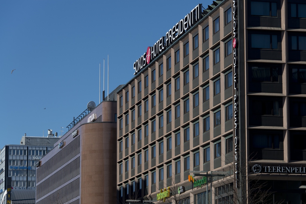 Hotelli Presidentti, Eteläinen Rautatiekatu 4 - Olavinkatu 2 - Salomonkatu 5 - Antinkatu 2. Projektisuunnittelu KRK Oy, 1980.