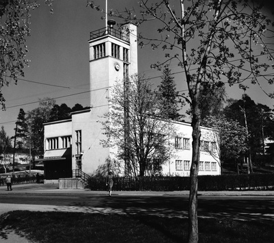 Munkkiniemen palovartioasema  duplicate photo