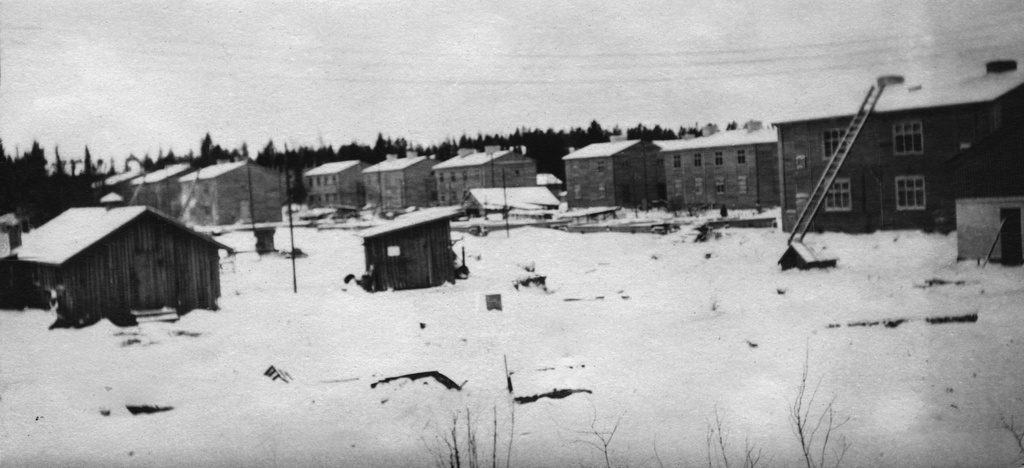 Talonrakennustöitä puu-Käpylässä, Pohjolankatu 25, 16, 14, 12, 10, 8.