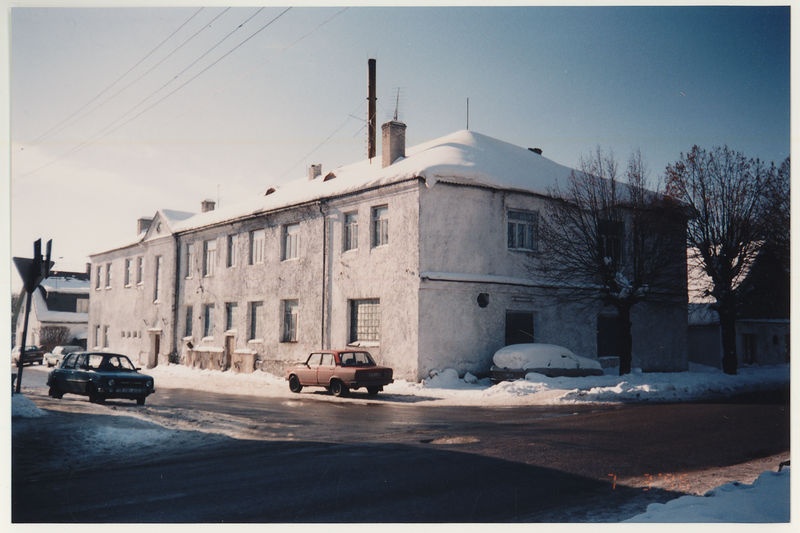 Former Own Own Road 2 in Keilas