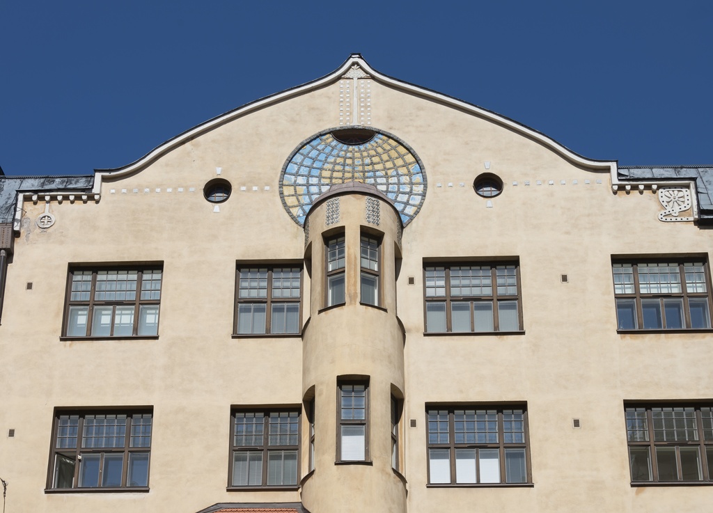 Pietarinkatu 9. Usko Nyströmin suunnittelema rakennus "Kointähti" vuodelta 1907. Yksityiskohta - erkkeri.
