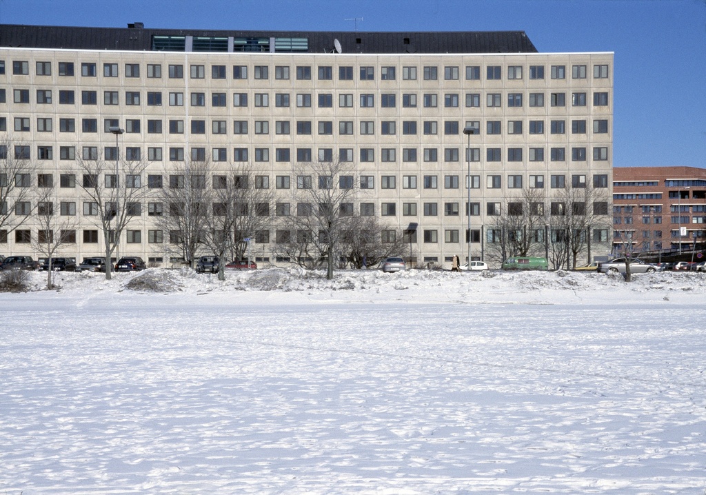 Hakaniemenrannassa oleva opetushallituksen talo.