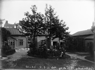 Bulevardi 17, sisäpiha  duplicate photo