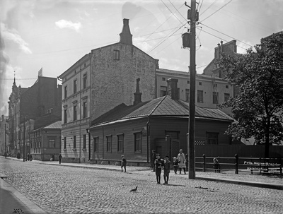 Annankatu 28, 26, 24.  duplicate photo