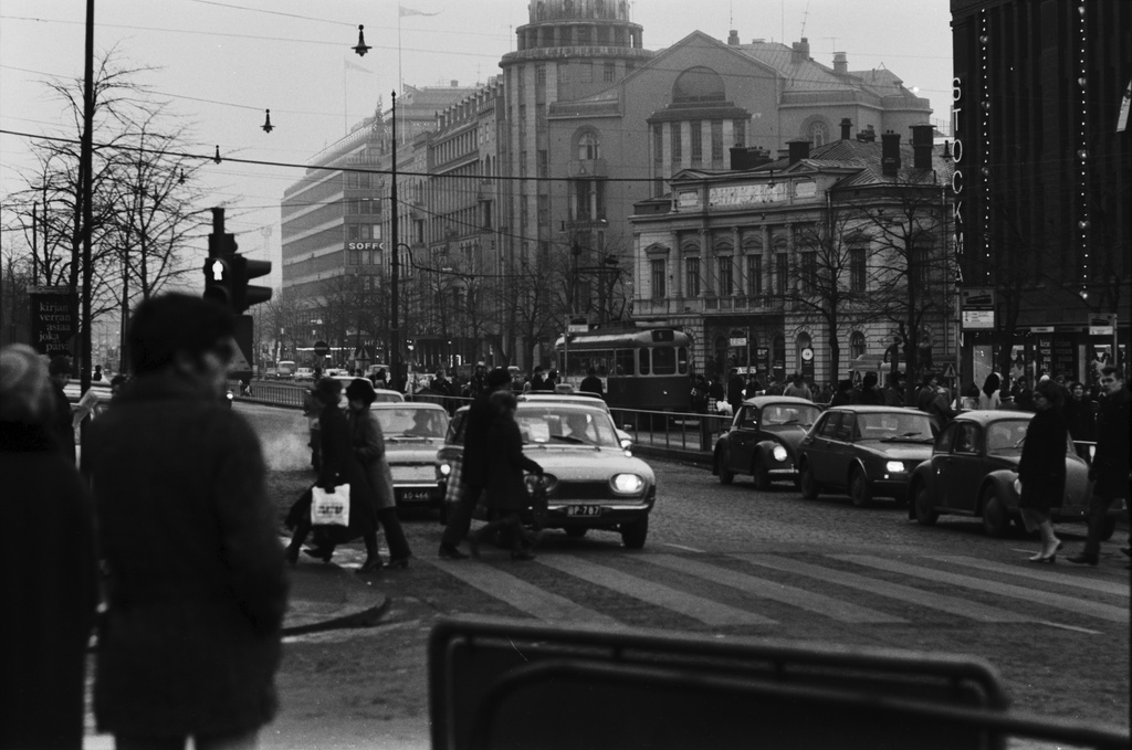 Kluuvi, Mannerheimintie