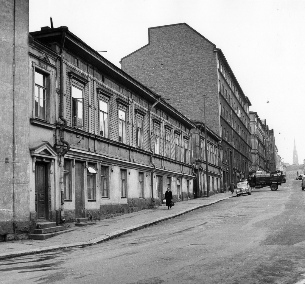 Pursimiehenkatu 25, 23.