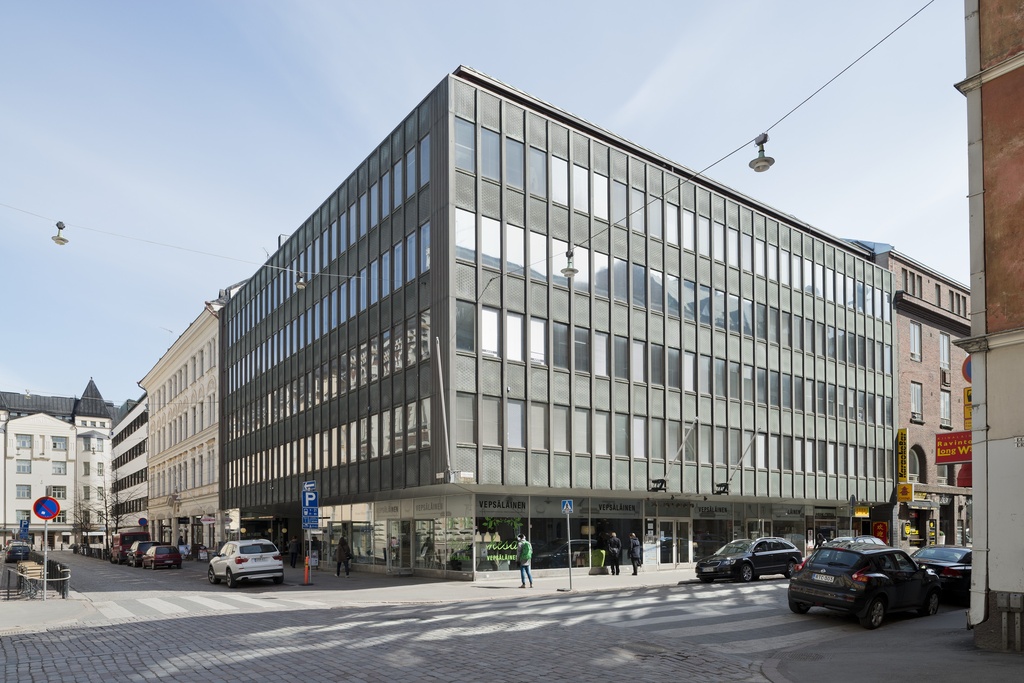 Hopeatalo, Eerikinkatu 6 - Annankatu 25. Arkkitehtitoimisto Heikki Sysimetsä, 1960.