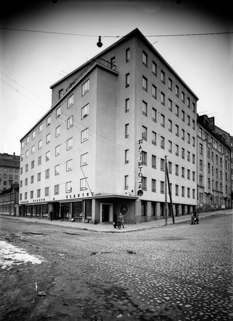 Elannon valmistumaisillaan oleva kiinteistö Pääskylänrinne 3  ( - Kulmavuorenkatu 7).