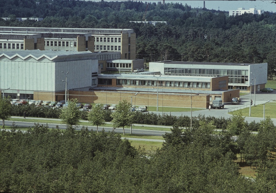 Tpi complex Mustamäel, distance view for building, fragment. Architects Uno Tölpus, Henno Sepmann, Olga Kontšajeva