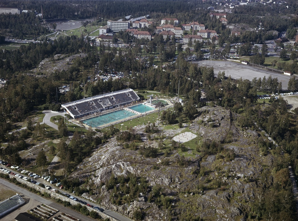 Töölö, Taka-Töölö, uimastadion.