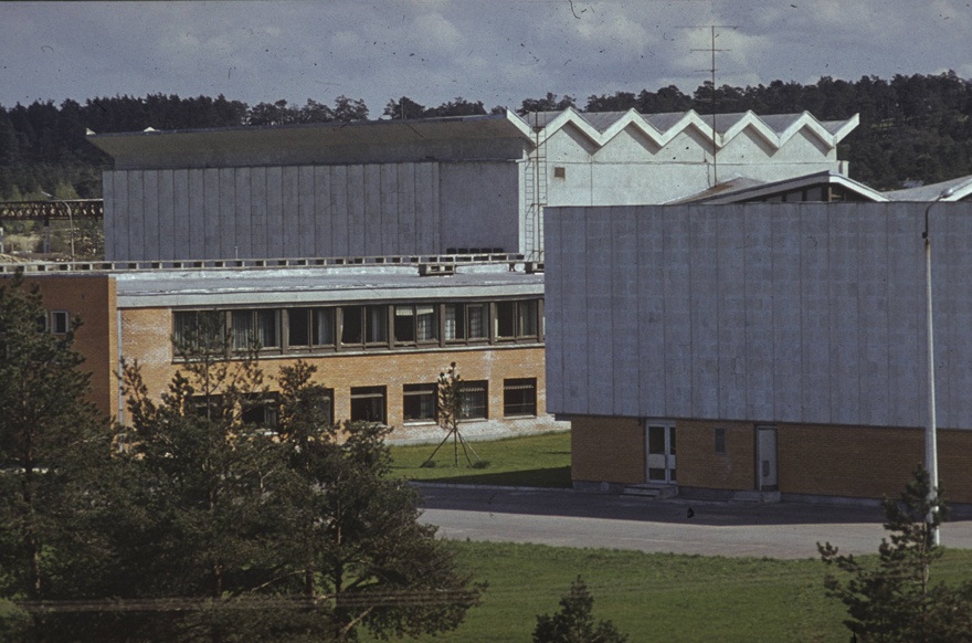 Ttü / TPI building complex in Mustamäe, partial view of the buildings. Architects Uno Tölpus, Henno Sepmann, Olga Kontšajeva