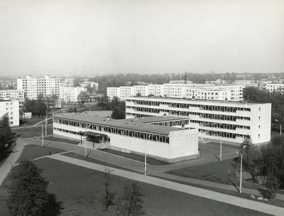 School house in Mustamäe, view of the building. Architect Tiiu Argus  duplicate photo