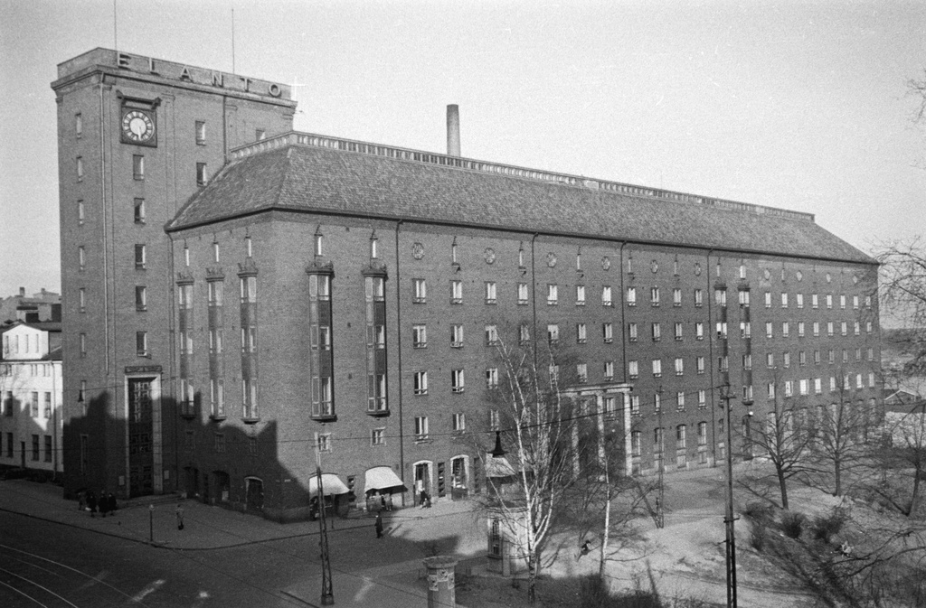 Elannon pääkonttori Hämeentie 11. - Kaikukatu 2.