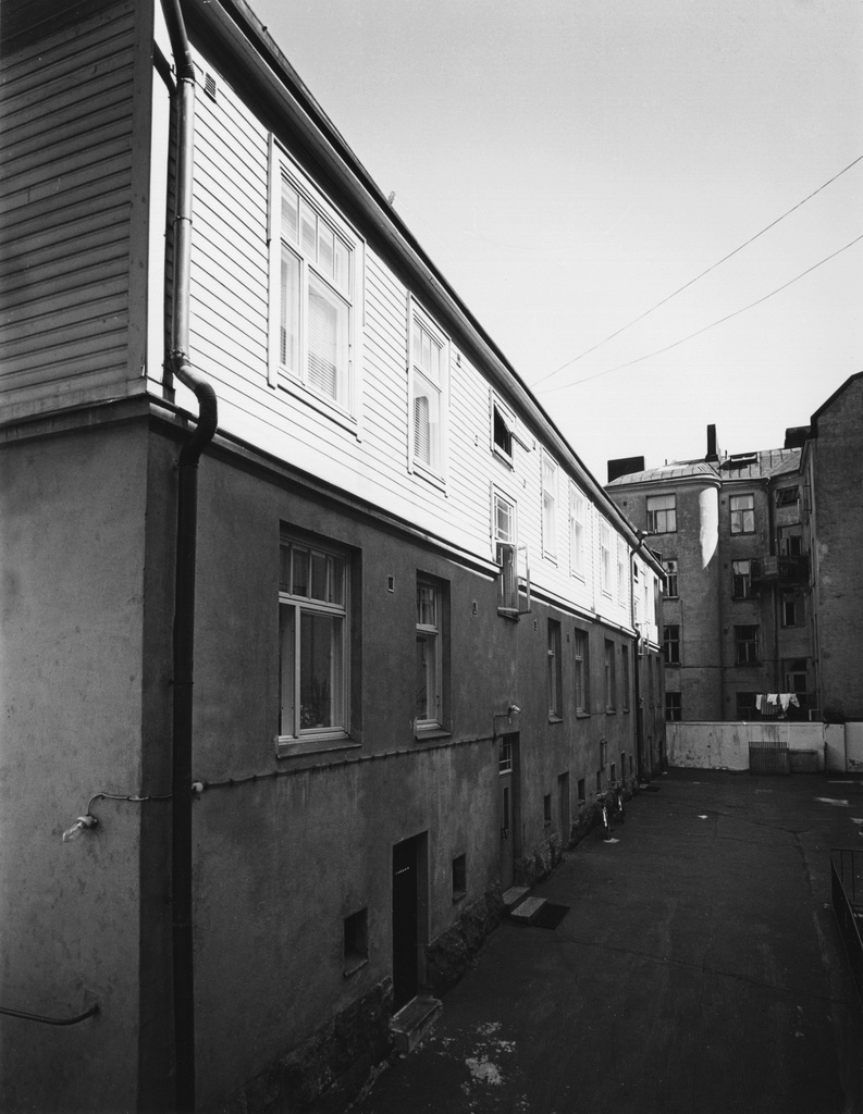 Laivanvarustajankatu 9, piharakennus.