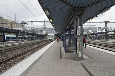 Pasilan asema, Ratapihantie 6. Laituritaso  similar photo