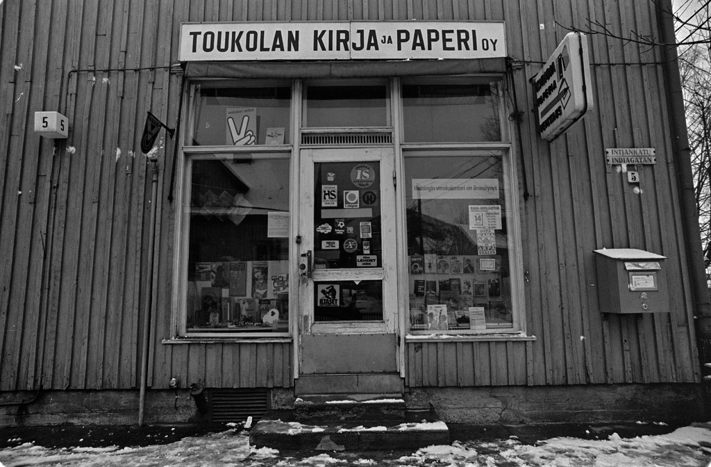 Toukolan kirja ja paperi Oy puurakennuksessa Toukolassa