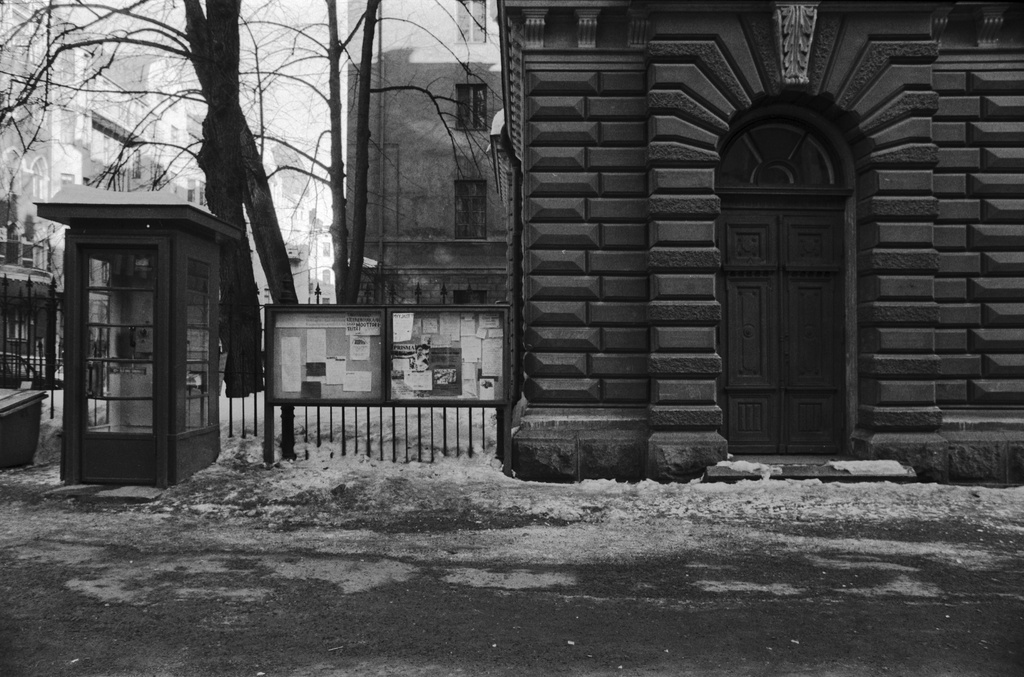 Mariankatu 23. Näkymä Mariankadulta Liisankadun kulmasta itään päin
