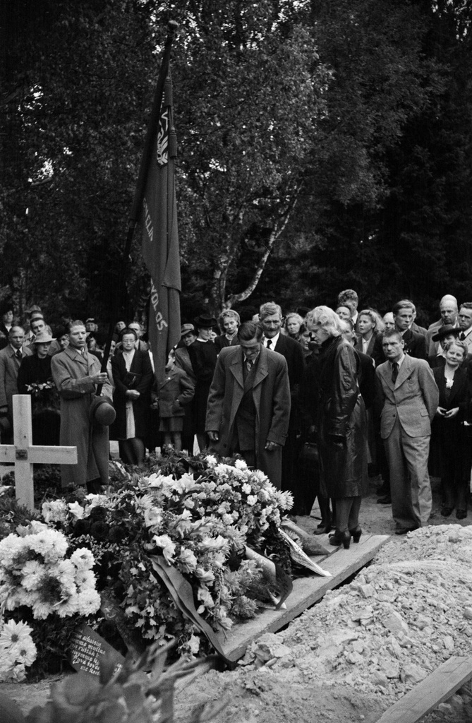 Pohjoinen hautausmaa (=Malmin hautausmaa), Arvi Heinon hautajaiset