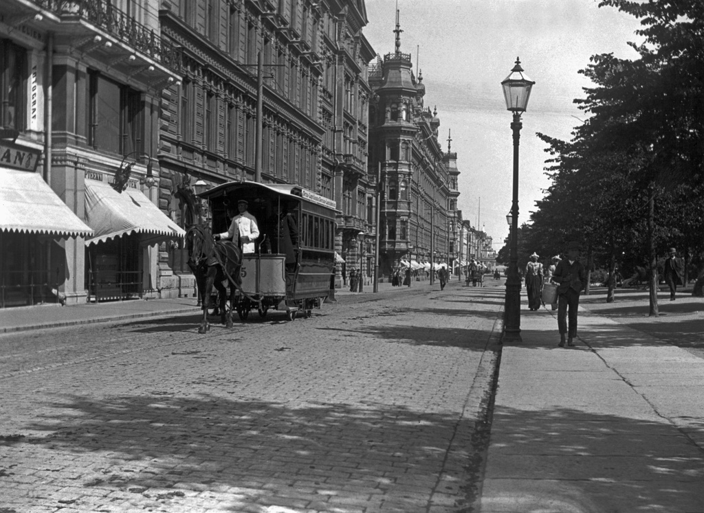 Hevosraitiovaunu Pohjoisesplanadilla.