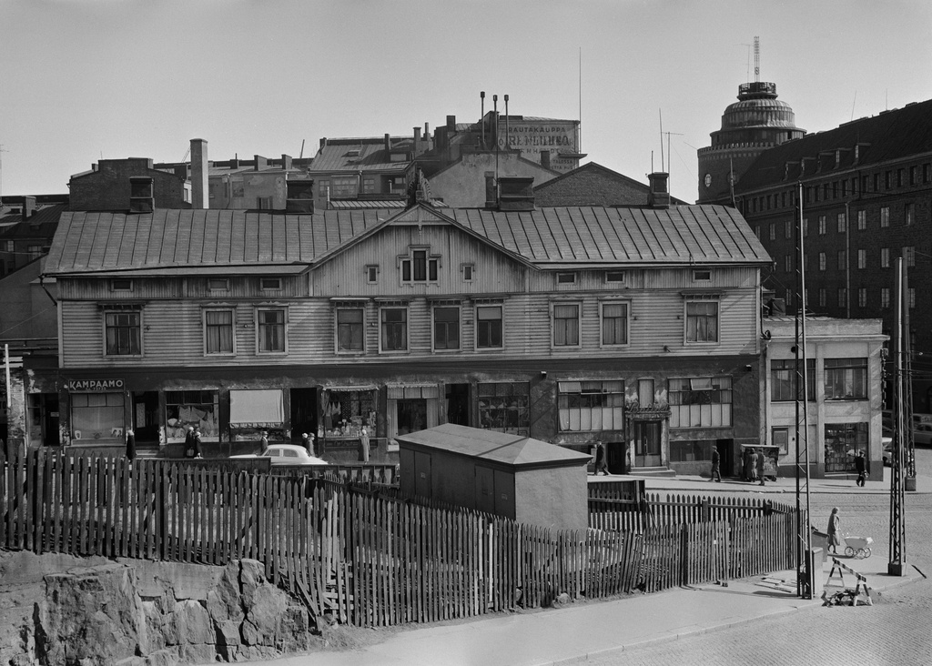 Porthaninkatu 1.