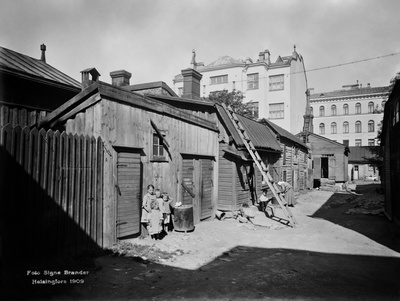 Uudenmaankatu 26.; negatiivi ja vedos, lasi paperi pahvi, mv  duplicate photo