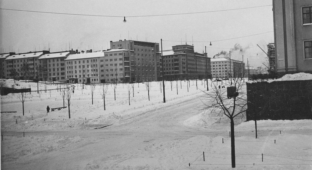 Pohjoinen Hesperiankatu 21, 19-17, Välskärinkatu 1a, 1b, 3, 5.