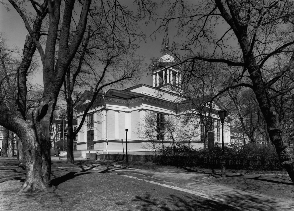 Vanha kirkko.; negatiivi ja vedos, filmi paperi, mv