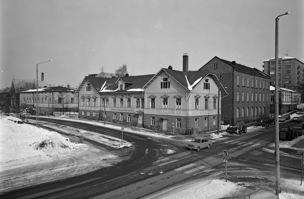 Ensi linja 11 (Ensi linja 3). - Wallininkatu 2. Helsingin maalariammattikoulu.