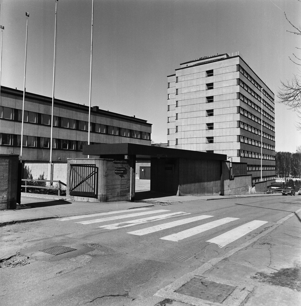 Hesperian sairaalan rakennuksia, Välskärinkatu 12.