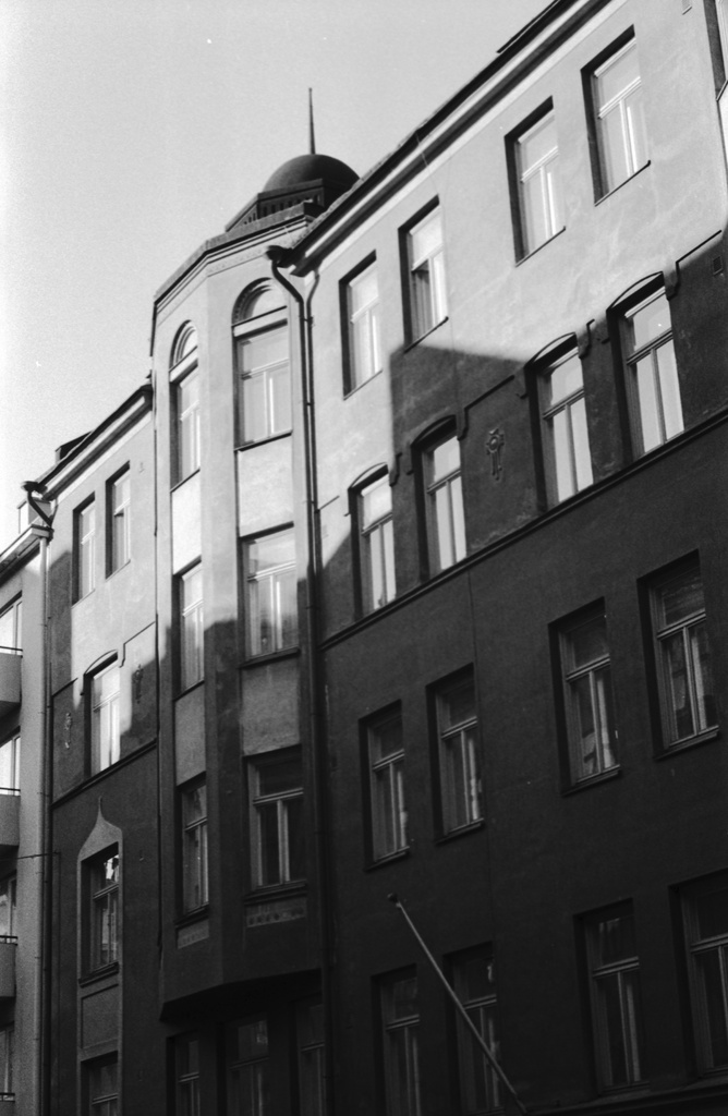 Rauhankatu 7. Rauhankatu 7:n talon julkisivua.