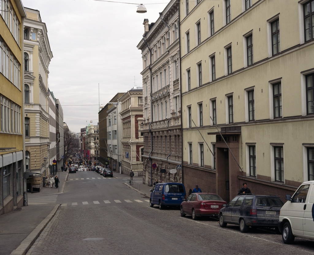 Korkeavuorenkatu 39, 41, 43, 45 ja 28, 30