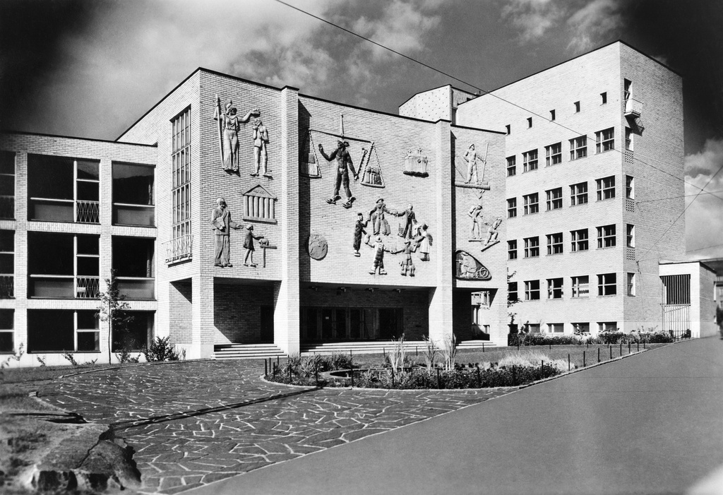 Kauppakorkeakoulu, Runeberginkatu 14.