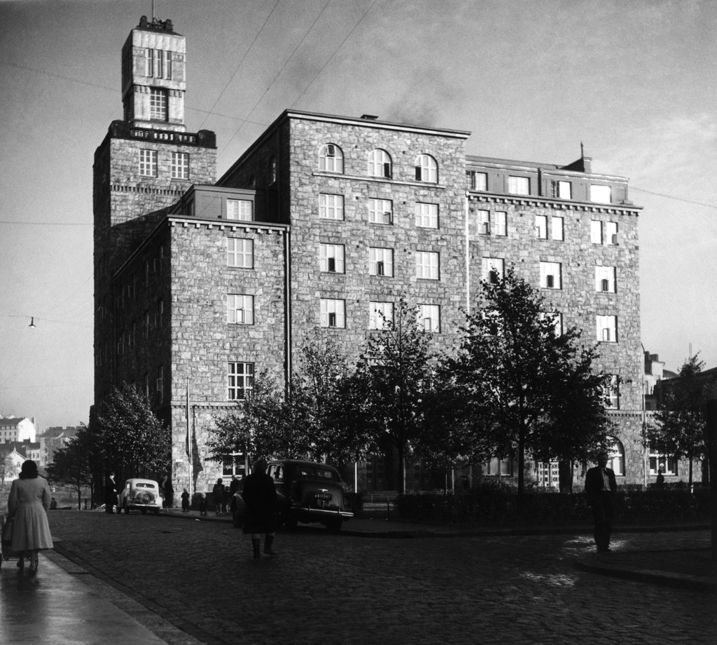 Paasivuorenkatu 5. Helsingin työväentalo.