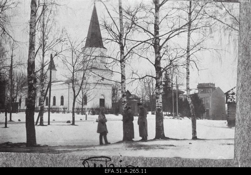 War of Liberty. 6.The officers of the Jalaväepolgu at the church in Ruijena (Ruhja). From the left: flag Johannes Parts, 3rd Street Commander Lieutenant Mihkel Tamman, juncture Mölder.