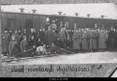 War of Liberty. 6.Sending a voluntary addition to the 12th Route at Pärnu Railway Station. On the left front row stands 3. (related on the sword of the rider) Leader of the Road Economic Commander Ludvig Jakobsen, 4th path adjutant Lieutenant Aleksander Kulbusch (Kulgver), 5th course leader Lieutenant Hans Birkenberg (Kaseste), 6. Aleksander Jürvetson, the 7th Street captain of Valfried Jakobson.  duplicate photo