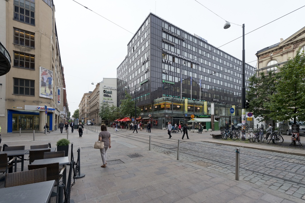 Aikatalo, Mikonkatu 8 - Ateneuminkuja 2. Arkkitehti Eliel Muoniovaara, 1961. City-inventointi.