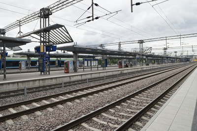 Ratapihantie 6, Pasilan asema. Näkymä aseman laitureille 6 ja 7.  duplicate photo