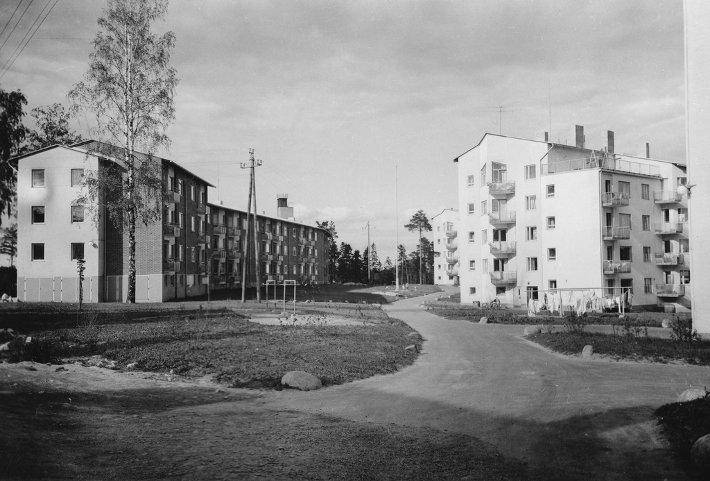 Maunula, Rajametsäntie 29 - 31.