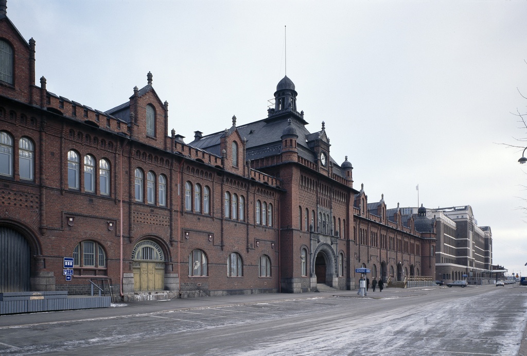 Tulli- ja pakkahuone. Katajanokanlaituri 5.