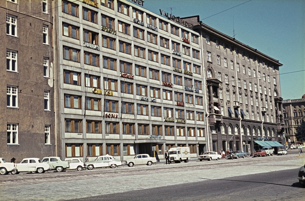 Hietalahdenranta 13, 11. Kuvalehtitalo.