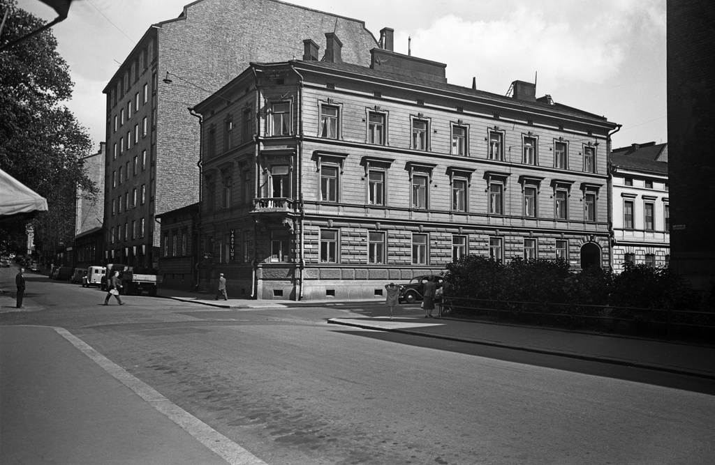 Albertinkatu 35 - Eerikinkatu 28, 26.