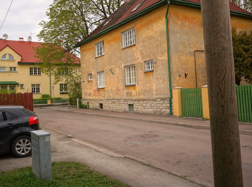Tallinn, Veerenni-Ristiku tänava autobuss. rephoto
