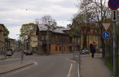 Tallinn, Kalamaja, Mihhail Kalinini (Kopli) ja Malmi tänava nurk. rephoto