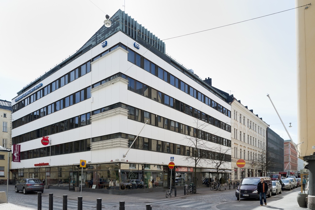 Tekniska Föreningen (Lilla Teatern), Yrjönkatu 30 - Eerikinkatu 2. Arkkitehdit Karl-Erik Hagner, Rurik Packalen & Per-Mauritz Ålander, 1962. City-inventointi.