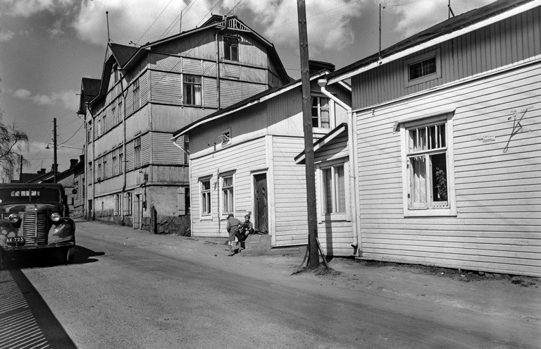 Orioninkatu 1, 3, 5.