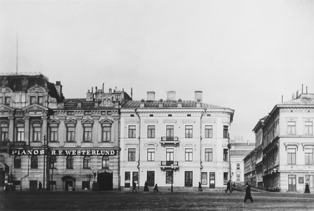 Pohjoisesplanadi 5, 7.