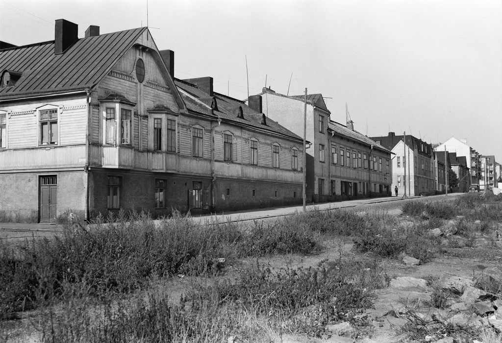 Aleksis Kivenkatu 64, 66