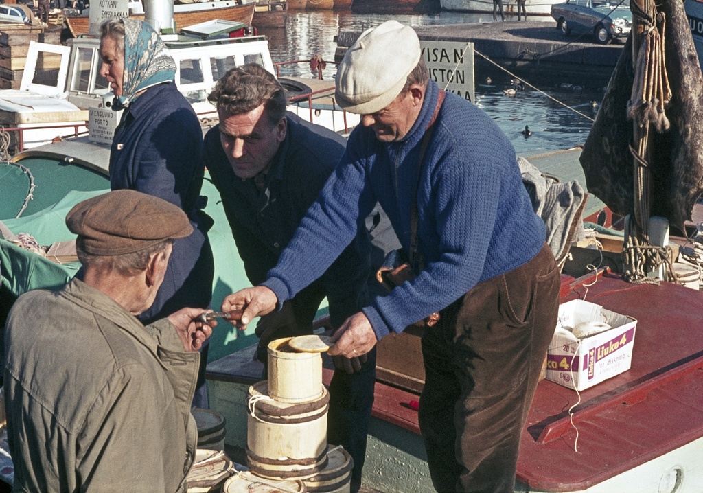 Eteläsatama, Kauppatori, kalamarkkinat 5.-6.10.1964.